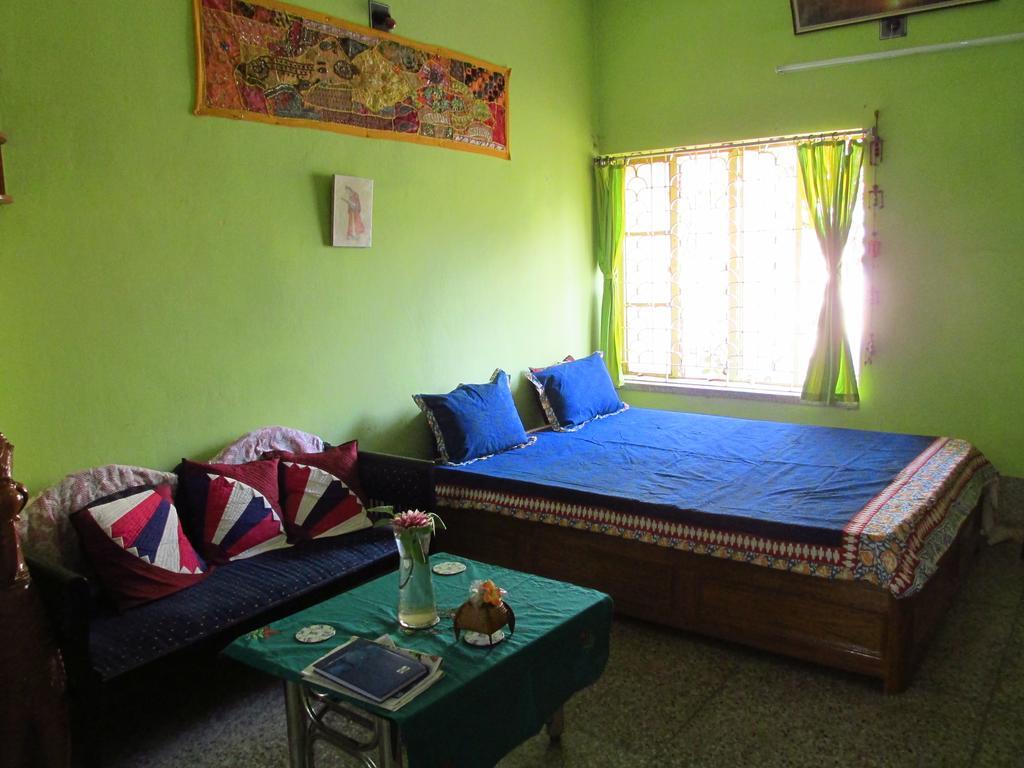 Pubali Homestay Болпур Экстерьер фото