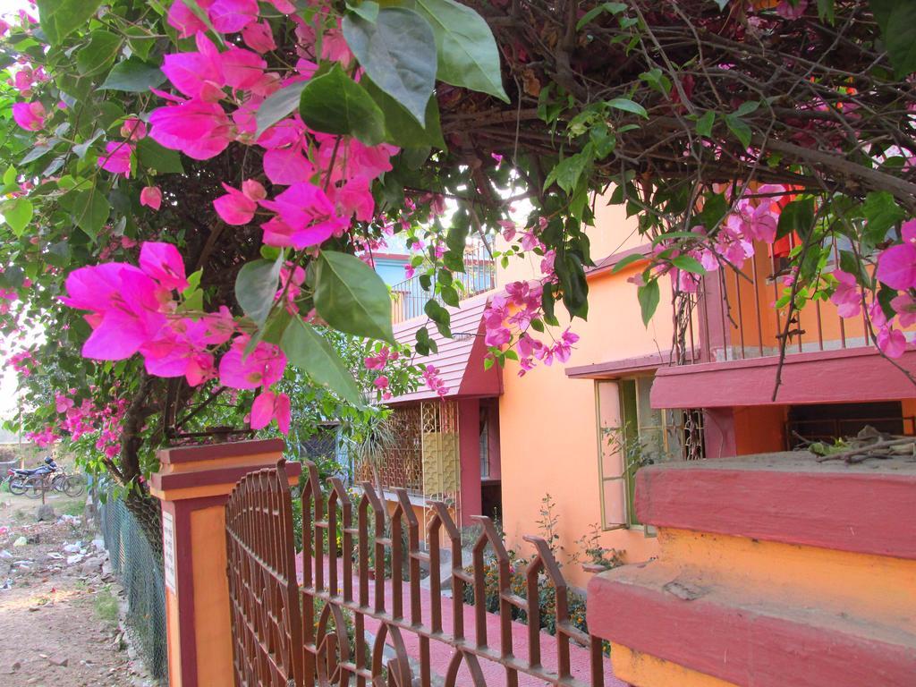 Pubali Homestay Болпур Экстерьер фото