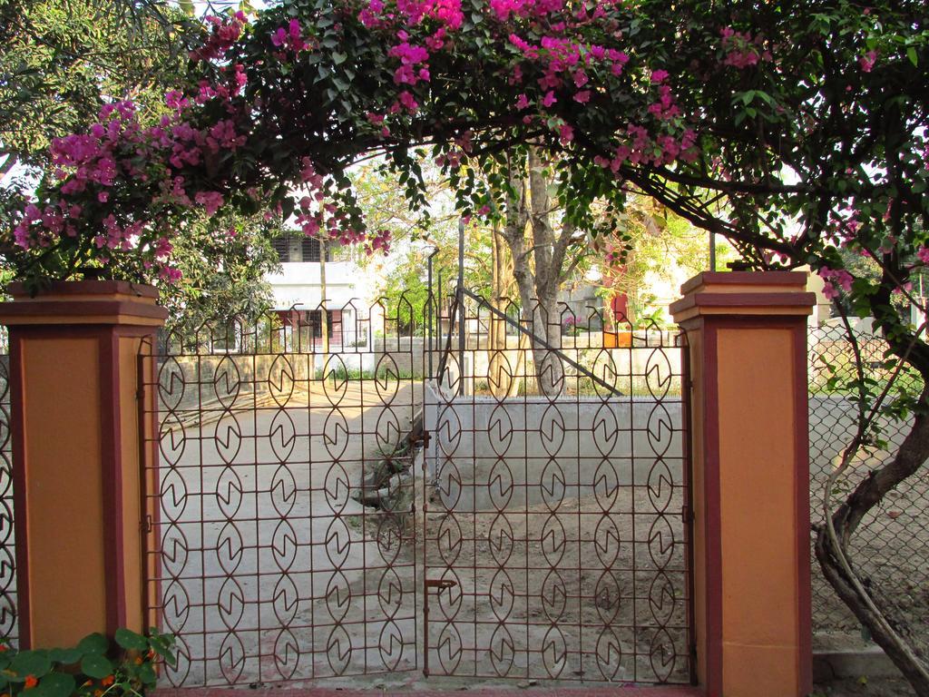 Pubali Homestay Болпур Экстерьер фото